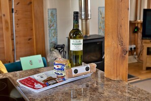Cottage | Interior detail - Cottage by Mawddach Trail With Stunning Views (Dolgellau)