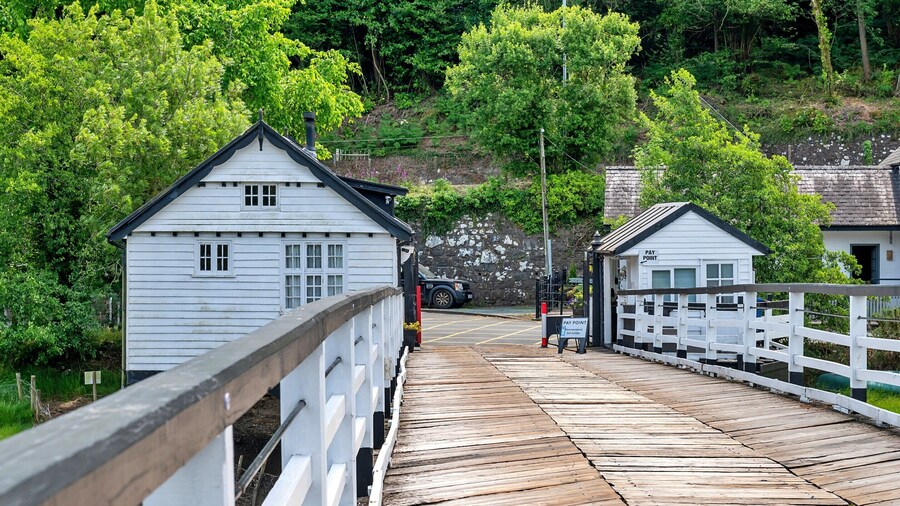 Cottage by Mawddach Trail With Stunning Views