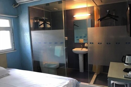 Bestay Hotel Express (Urumqi Hongshan)