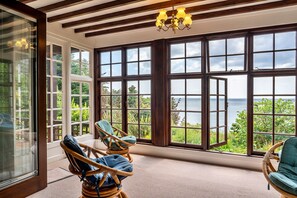 House | Living room