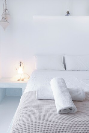 4 chambres, coffres-forts dans les chambres, bureau