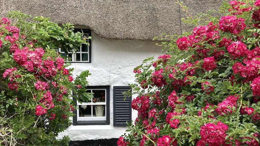 Cottage in Sennen Cove With Stunning Sea Views