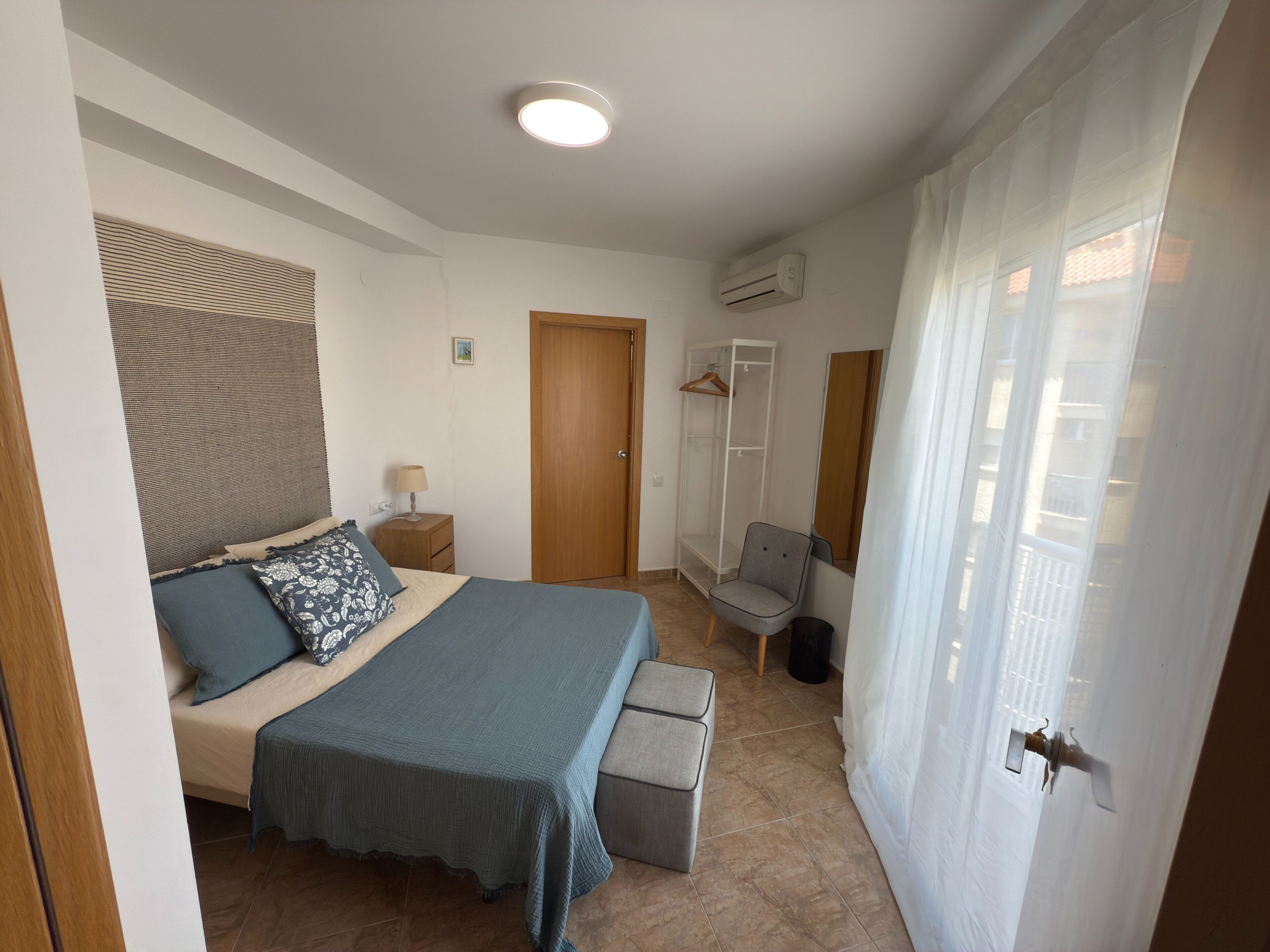 2 chambres, fer et planche à repasser, lit parapluie, Wi-Fi