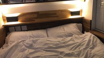 1 bedroom, iron/ironing board, WiFi, bed sheets