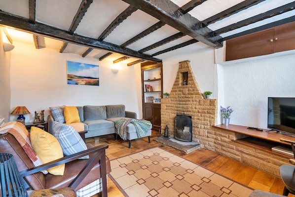 Cottage | Living area