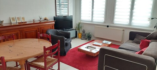 Logement paisible idéal pour 5 personnes à proximité du centre-ville.