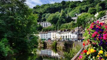 House | Bahagian luar