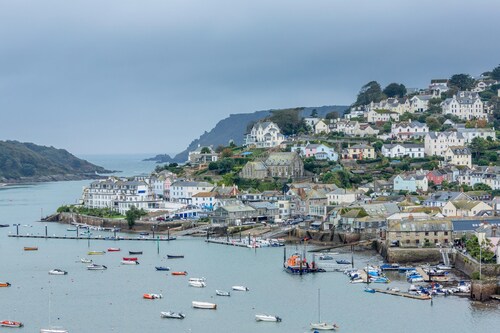 Charming Home in Salcombe Near Sandy Beaches