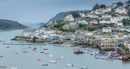 Charming Home in Salcombe Near Sandy Beaches