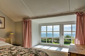 2 bedrooms - Cottage in Praa Sands With Stunning Sea Views (Helston)