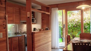 Full-sized fridge, microwave, oven, stovetop - Apart Del Maiten (San Martin de los Andes)