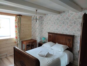 5 Schlafzimmer, Bügeleisen/Bügelbrett, Reisekinderbett, kostenloses WLAN