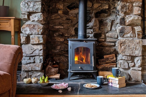 Cottage in Snowdonia With Mountain Views