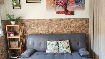 Una Smart TV, libros