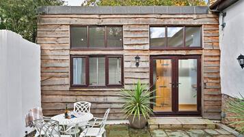 Cottage | Tempat makan outdoor