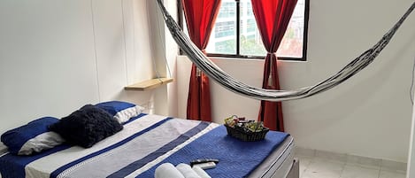 2 多间卧室、熨斗/熨衣板、WiFi、床单