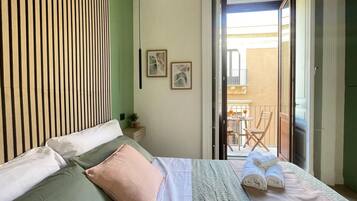 Apartment, 2 Bedrooms, Kitchen, City View | 2 bedrooms, premium bedding, desk, laptop workspace