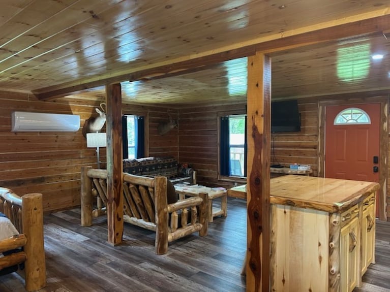 Three Oaks Cabin - A Log Cabin Just 3 Miles East Of Jasper On Hwy 74e - Jasper, AR