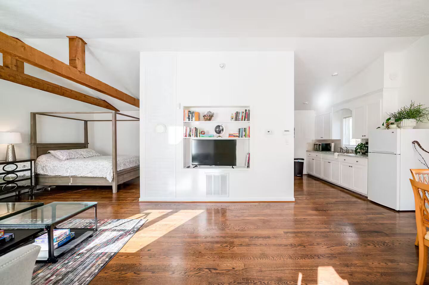 Cabin interior: Queen Bed, Sitting Area, Kitchen 