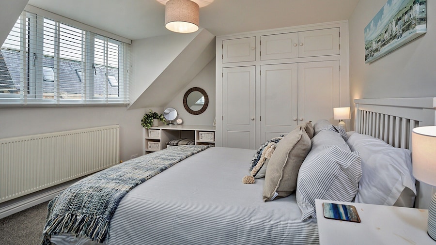 Duplex in Whitby Near the Beach