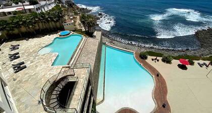 Las Olas Grand 3br Luxury- Beach, Pools, Hot tubs