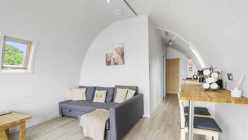 Chalet | Living area