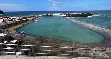 Insider tip - vacation apartment on the cliff with natural pool
