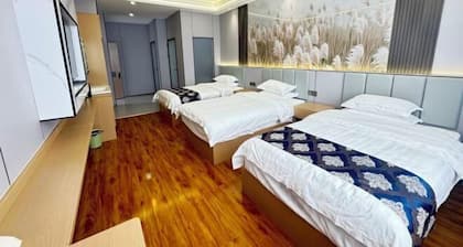 Luqu Hongshiya Holiday Hotel