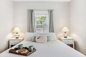 3 chambres, fer et planche à repasser, Wi-Fi gratuit, draps fournis