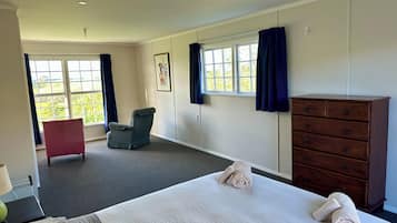 3 sovrum, wi-fi och sÀngklÀder