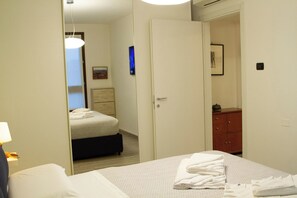 1 chambre, fer et planche à repasser, Wi-Fi gratuit, draps fournis