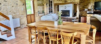 Havre de paix à la campagne avec 4 hectares et piscine privée, Périgord/Dordogne