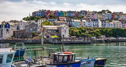 Captain`s Rest | Walk to Brixham Harbour