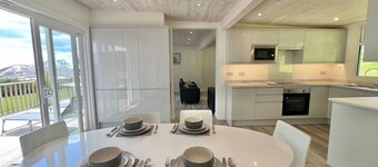 Spacious 2-bedroom chalet with amazing sundeck