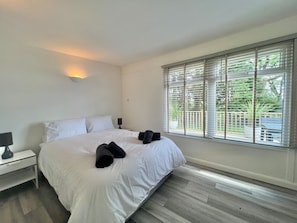 2 chambres, fer et planche à repasser, Wi-Fi gratuit, draps fournis