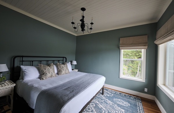 Deluxe Suite, Balcony, River View | Blackout drapes, iron/ironing board, free WiFi, bed sheets