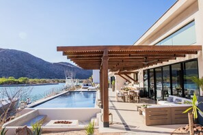 Outdoor pool, a heated pool