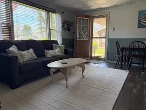 Smart-TV, videospill og bøker