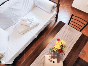 3 dormitorios, tabla de planchar con plancha, wifi y ropa de cama