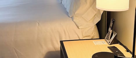 Desk, laptop workspace, soundproofing, free WiFi