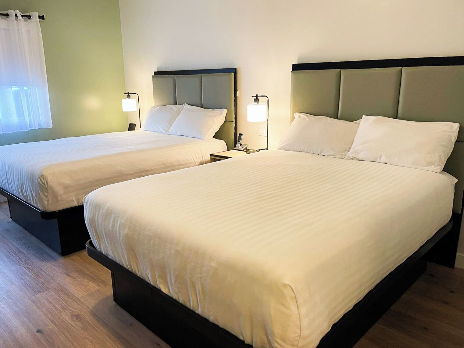 Classic Double Room, 2 Queen Beds, Non Smoking, Pets not allowed