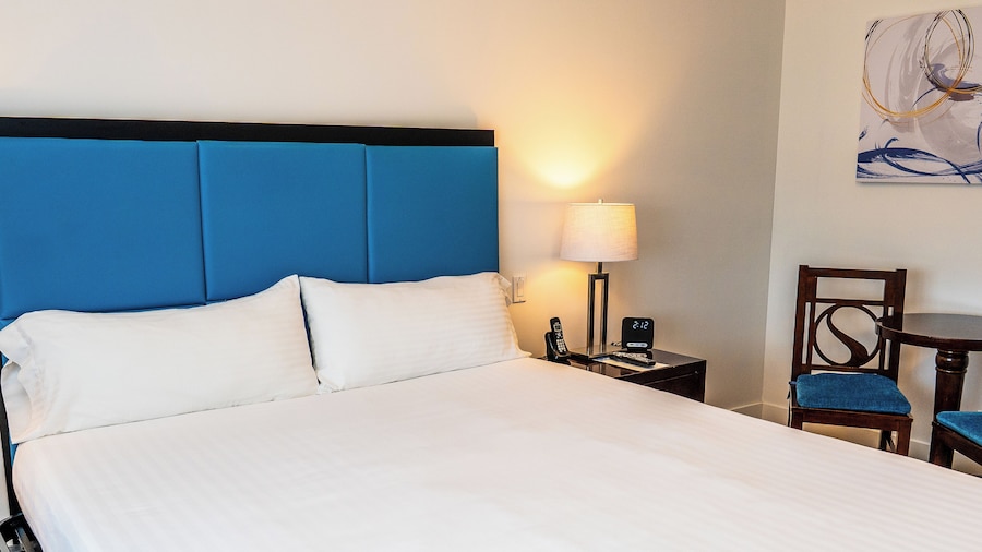 SKKY Hotel