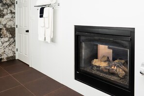 Rom – president | Bad | Toalettartikler (inkludert), hårføner, bidé og håndklær