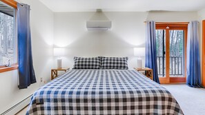 3 bedrooms, iron/ironing board, internet, bed sheets