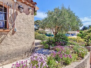 Property grounds - La Coustelline by Interhome (Six Fours)