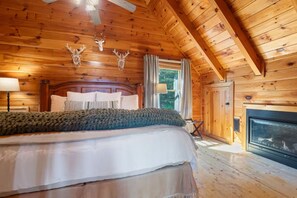 5 chambres, fer et planche à repasser, lit parapluie, Wi-Fi gratuit
