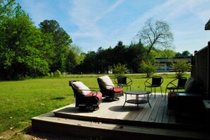 Terrace/patio - Suite Retreat - 3 Bed Traveler's Cottage w/ Office (Littleton)