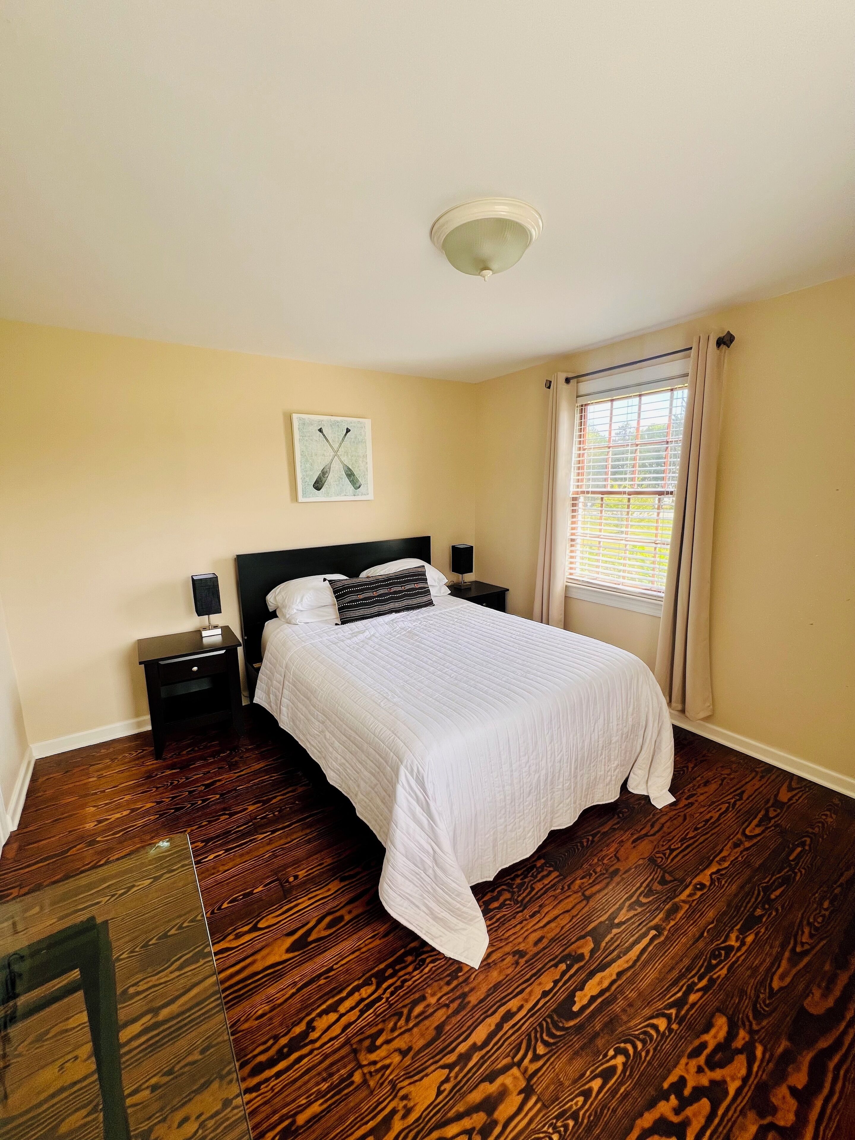 3 bedrooms, desk, iron/ironing board, WiFi