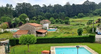 Apartment 'Fabuloso' with Mountain View, Shared Pool and Wi-Fi