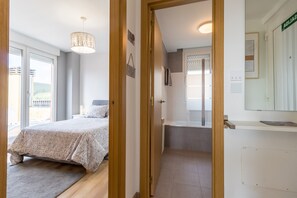 1 bedroom, iron/ironing board, free WiFi, bed sheets